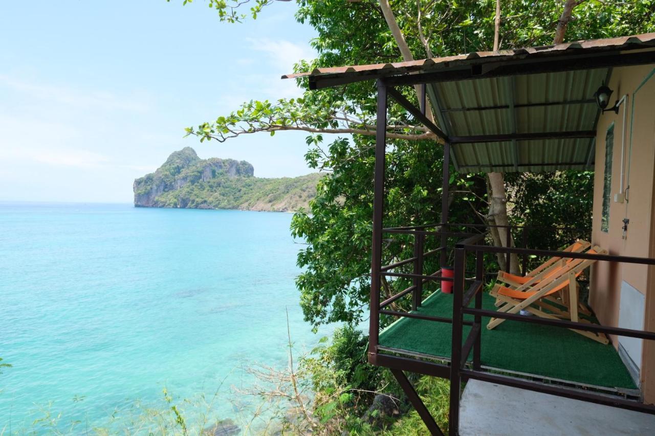 Phi Phi Seaside Bungalow Bagian luar foto